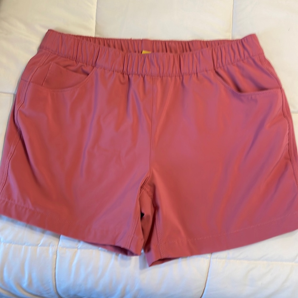 Eddie Bauer ClimaTrail shorts size 12